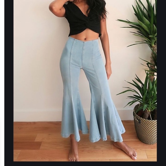 Free People Denim - Free People Cha Cha flare cropped jeans high rise